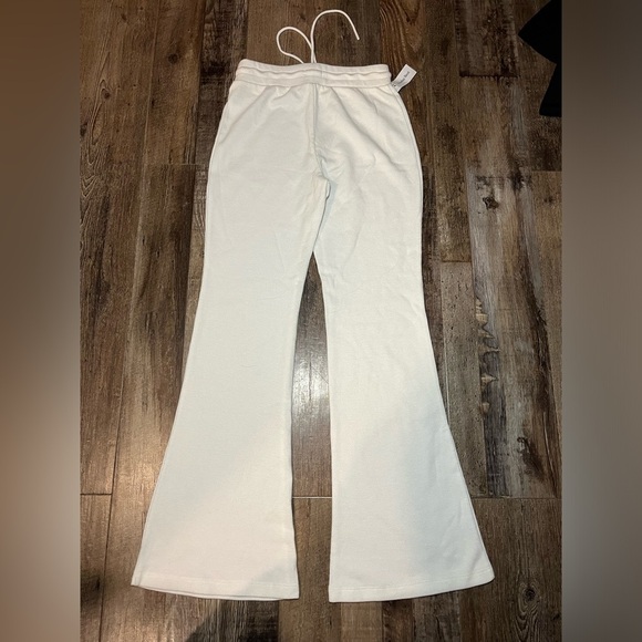 Sunday Best Aritzia NWT Baby Waffle Pant in White Size XS - Picture 9 of 9